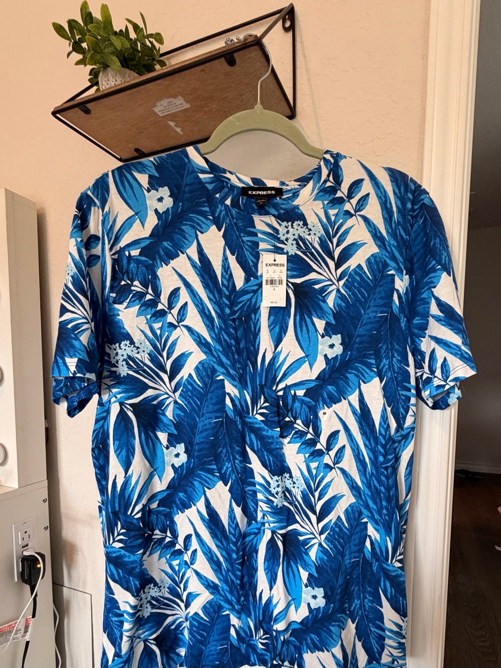Express Blue & White Tropical Leaf Print Short Sleeve Shirt